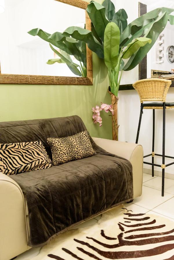 Pineapples Pf118 - Casais Em Copacabana Apartamento *